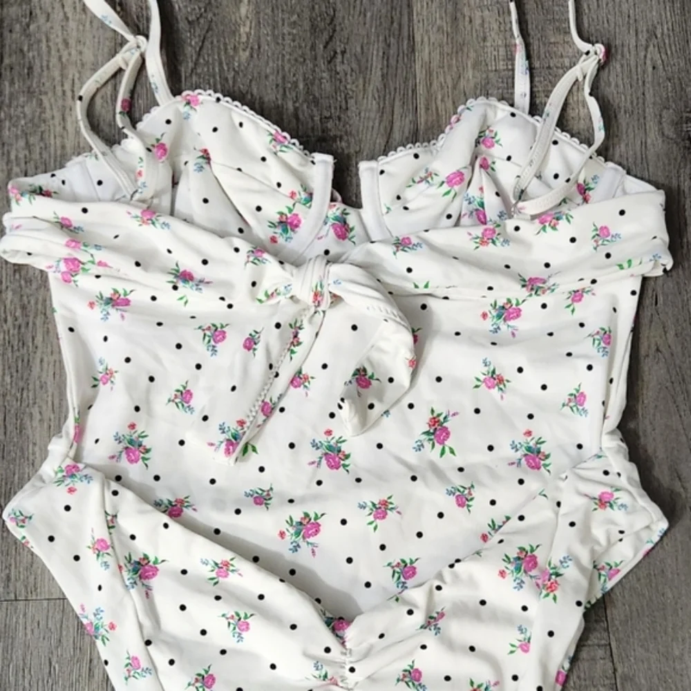 For Love And Lemons love lemons